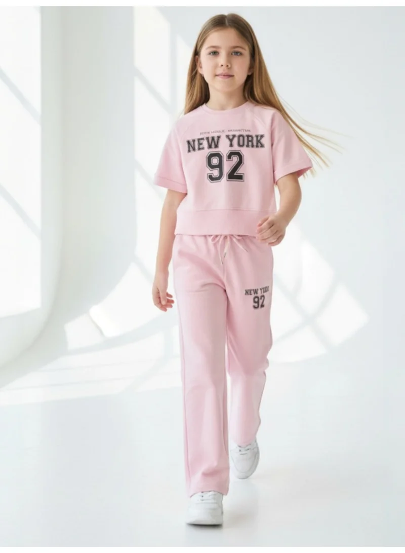 فكتور اند جين طقم بناتي قطعتين بطبعة نيويورك بلوزة وبنطلون - وردي فاتح